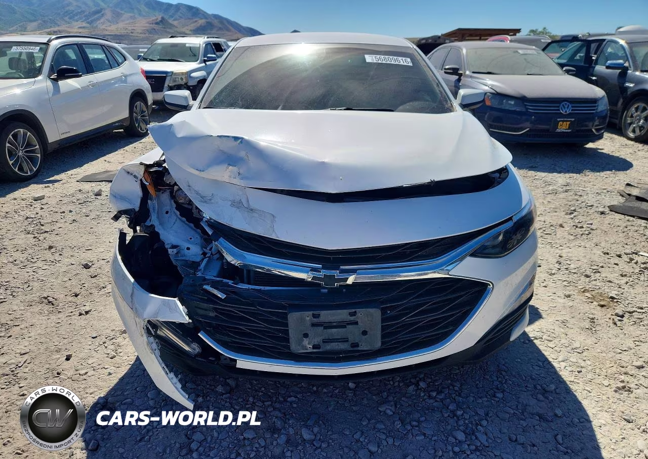 2020 Chevrolet Malibu Rs VIN:1G1ZG5ST6LF024093 - 5