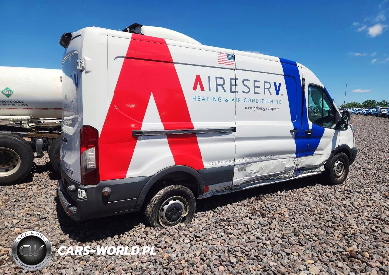 2018 Ford Transit T-250 VIN:1FTYR2CM8JKA06136 - 3