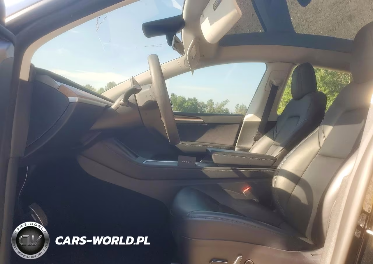 2023 Tesla Model Y VIN:7SAYGDEE3PF594270 - 7