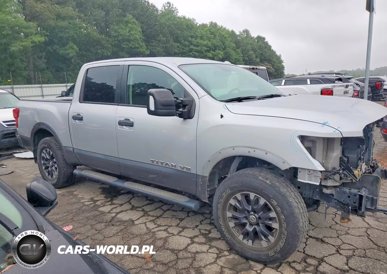 2018 Nissan Titan Pro-4X VIN:1N6AA1E57JN517647 - 4