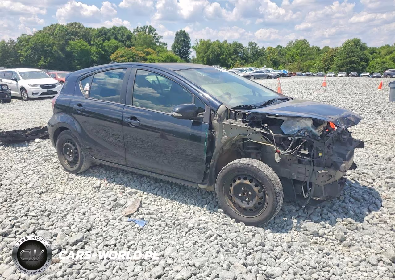 2016 Toyota Prius C One VIN:JTDKDTB32G1134230 - 4