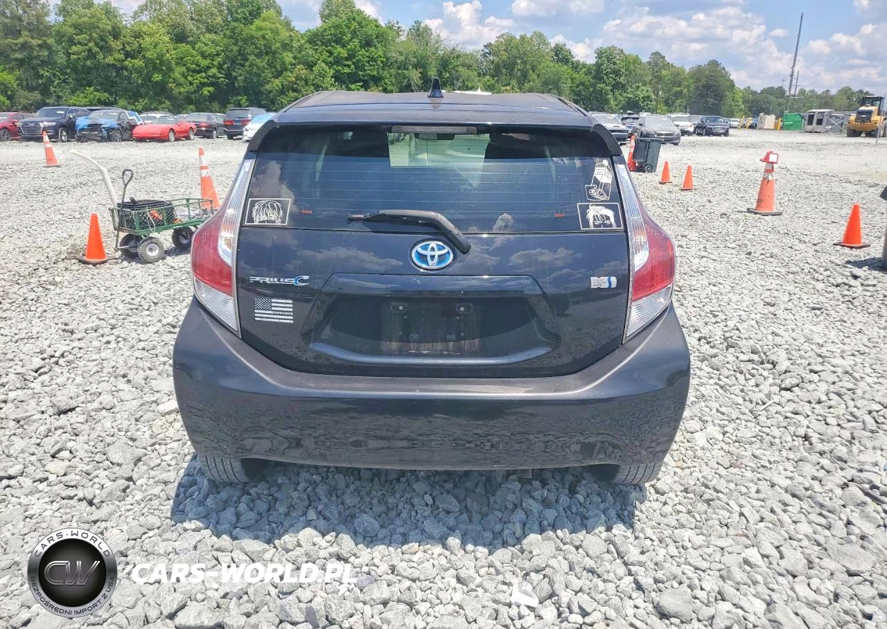 2016 Toyota Prius C One VIN:JTDKDTB32G1134230 - 6