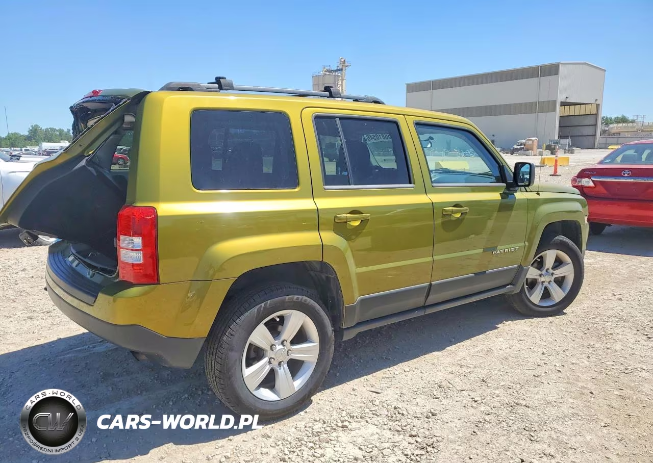 2012 Jeep Patriot Sport VIN:1C4NJRBB0CD554772 - 3