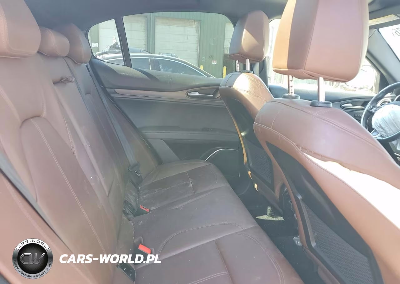 2022 Alfa Romeo Stelvio Ti VIN:ZASPAKBN8N7D29356 - 11