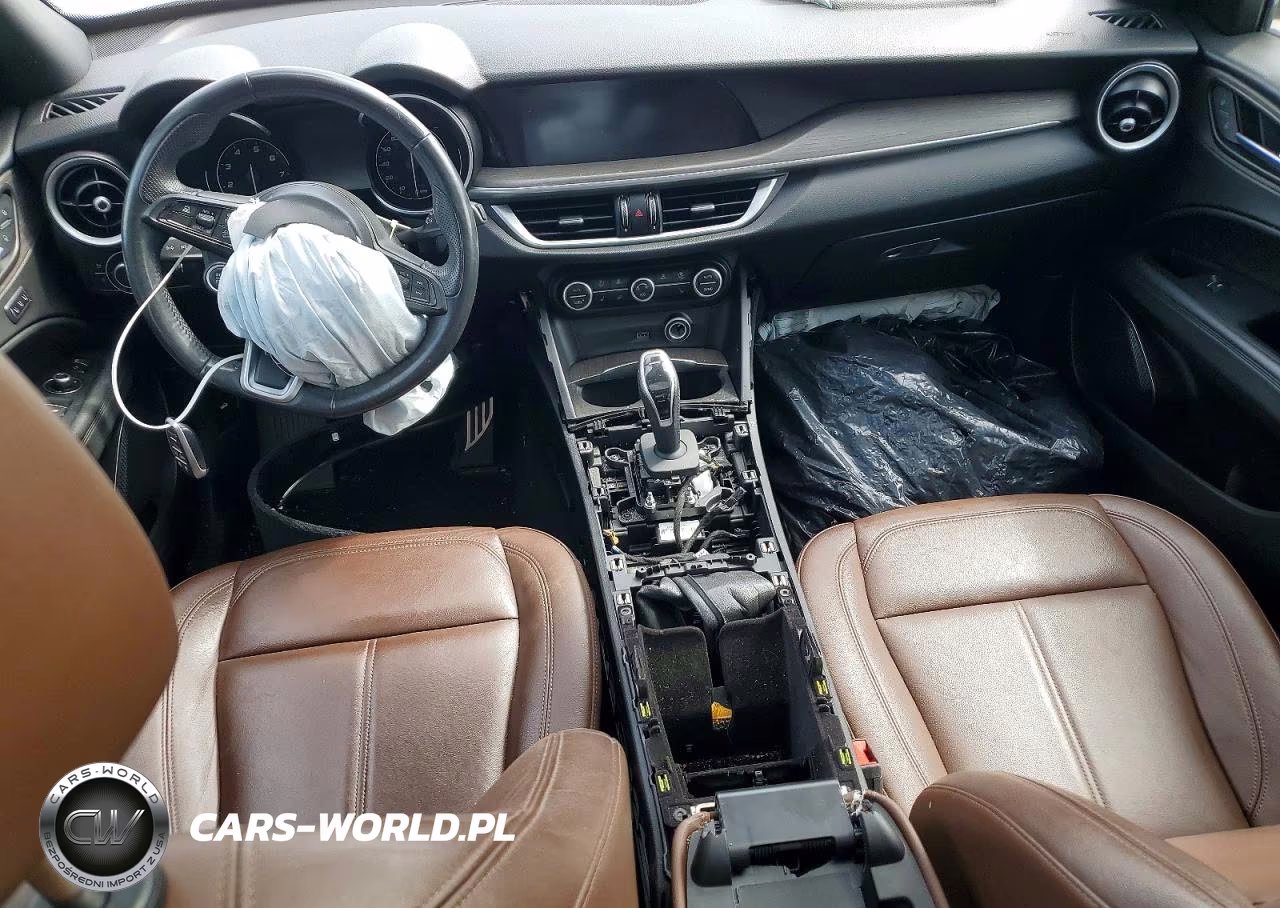 2022 Alfa Romeo Stelvio Ti VIN:ZASPAKBN8N7D29356 - 8