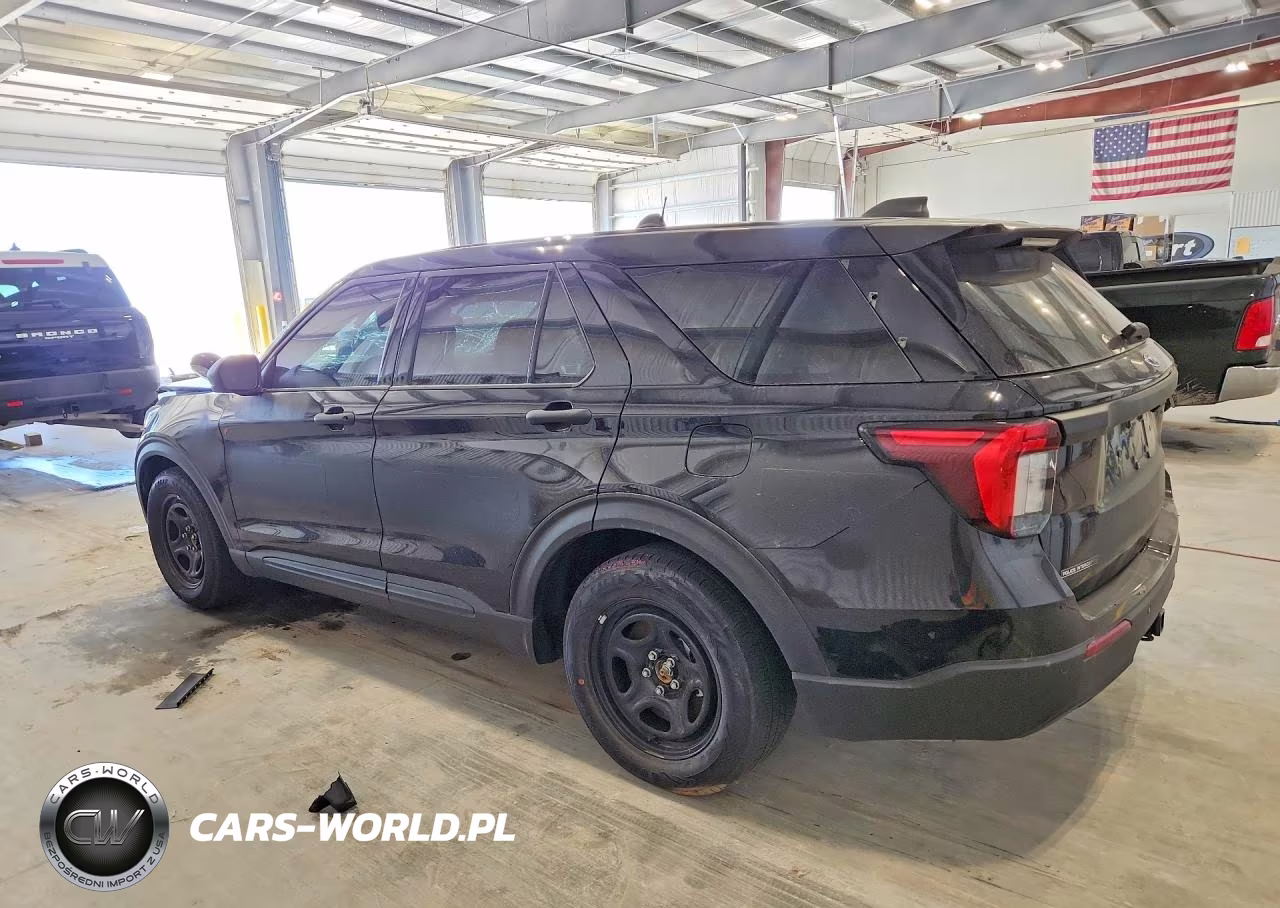 2025 Ford Explorer Police Interceptor VIN:1FM5K8ACXSGB70296 - 2