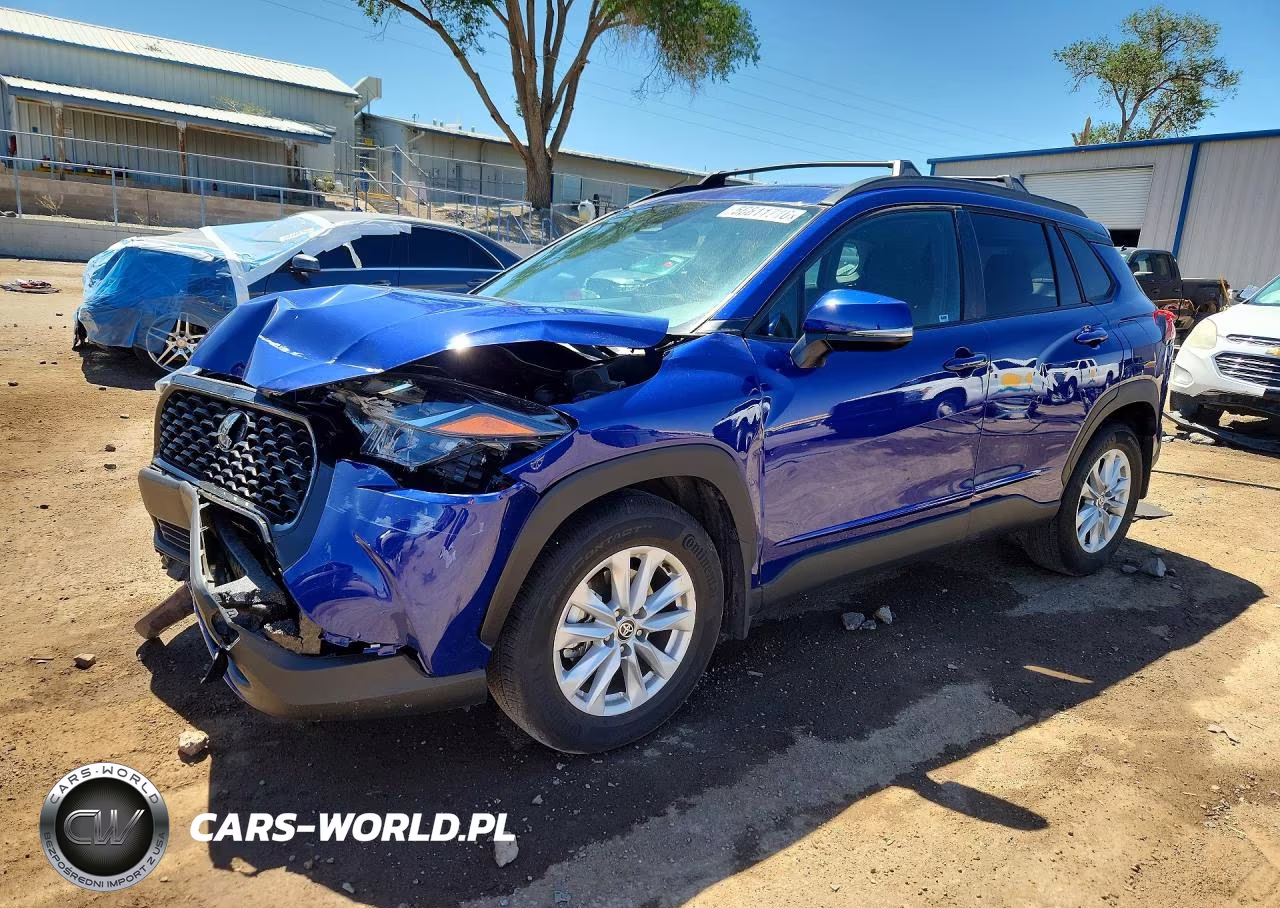 2023 Toyota Corolla Cross Le – zdjęcie 1 z 12