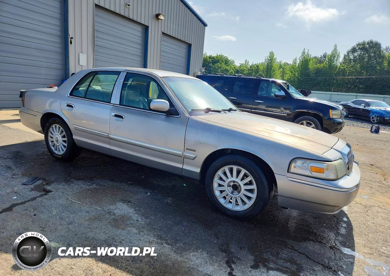 2010 Mercury Grand Marquis Ls VIN:2MEBM7FV9AX609016 - 4
