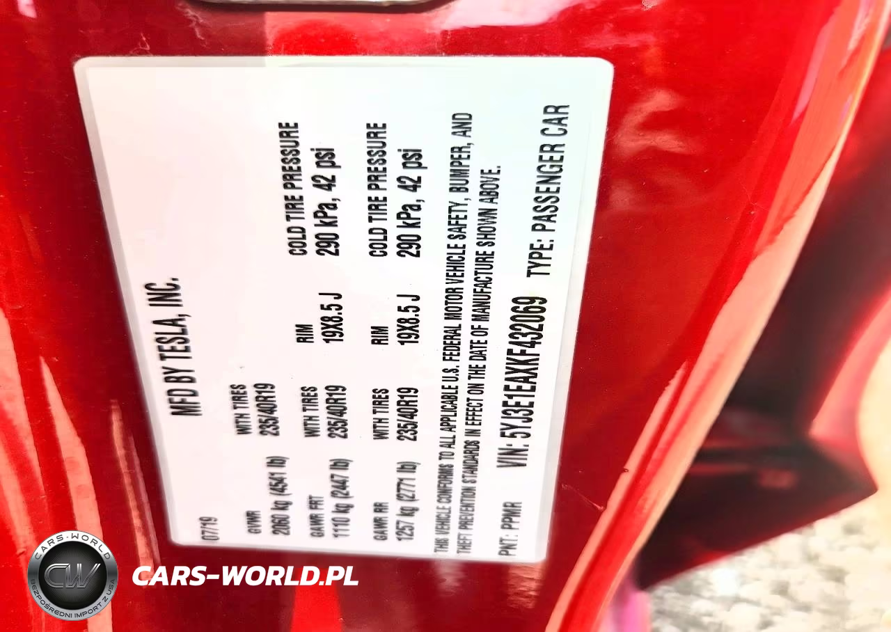 2019 Tesla Model 3 VIN:5YJ3E1EAXKF432069 - 12