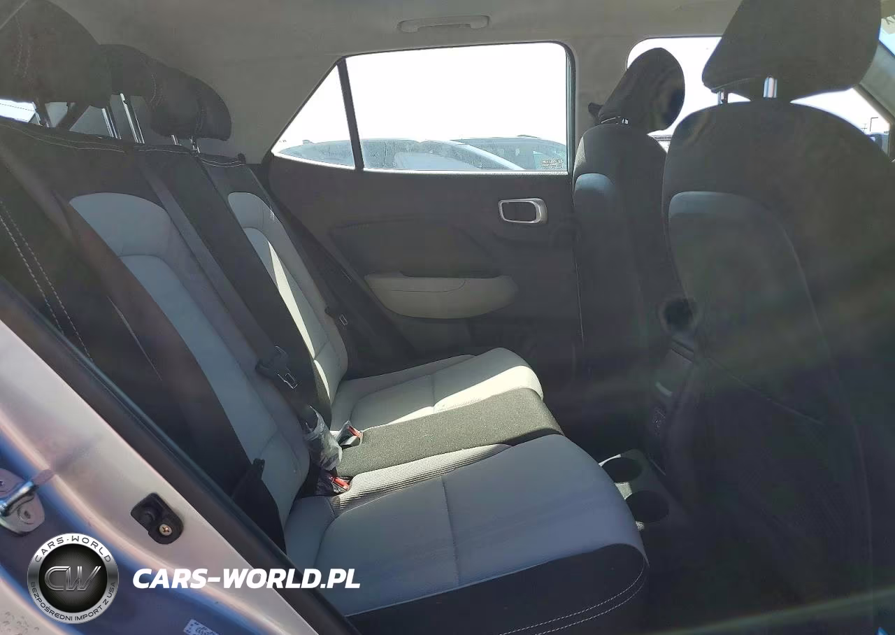 2024 Hyundai Venue Sel VIN:KMHRC8A30RU336593 - 11