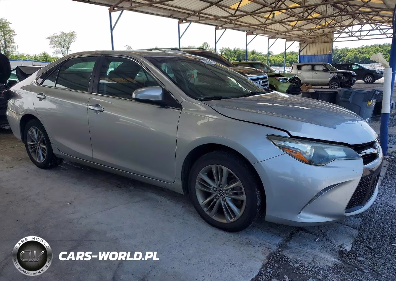 2016 Toyota Camry Le VIN:4T1BF1FK7GU138817 - 4