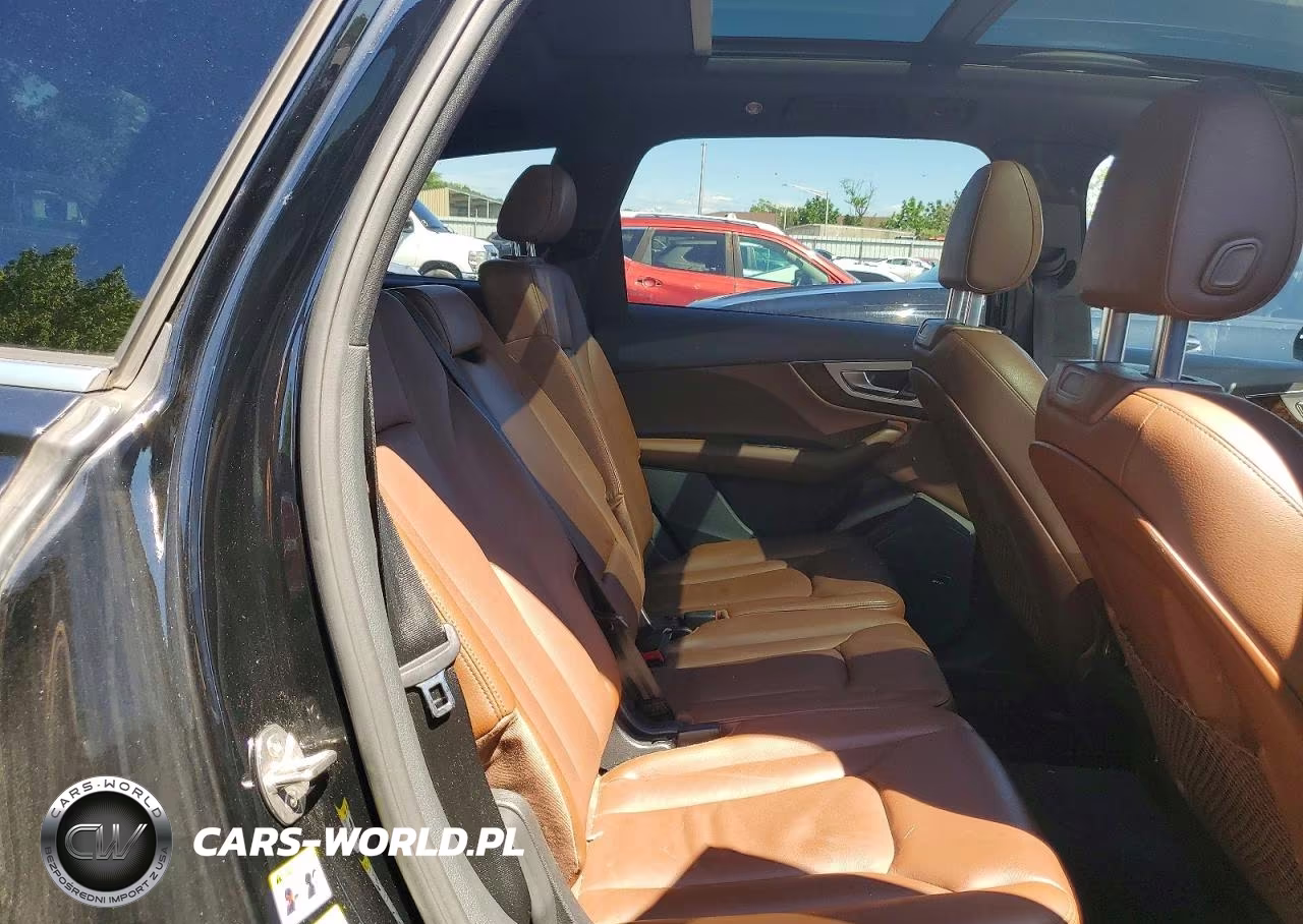 2019 Audi Q7 Premium Plus VIN:WA1LHAF70KD017760 - 11