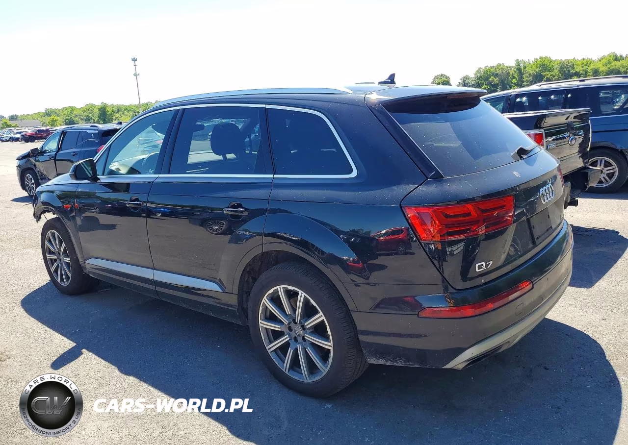 2019 Audi Q7 Premium Plus VIN:WA1LHAF70KD017760 - 2