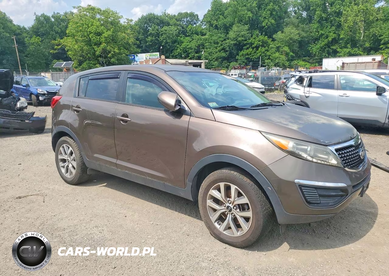 2015 Kia Sportage Lx VIN:KNDPB3AC6F7727677 - 4