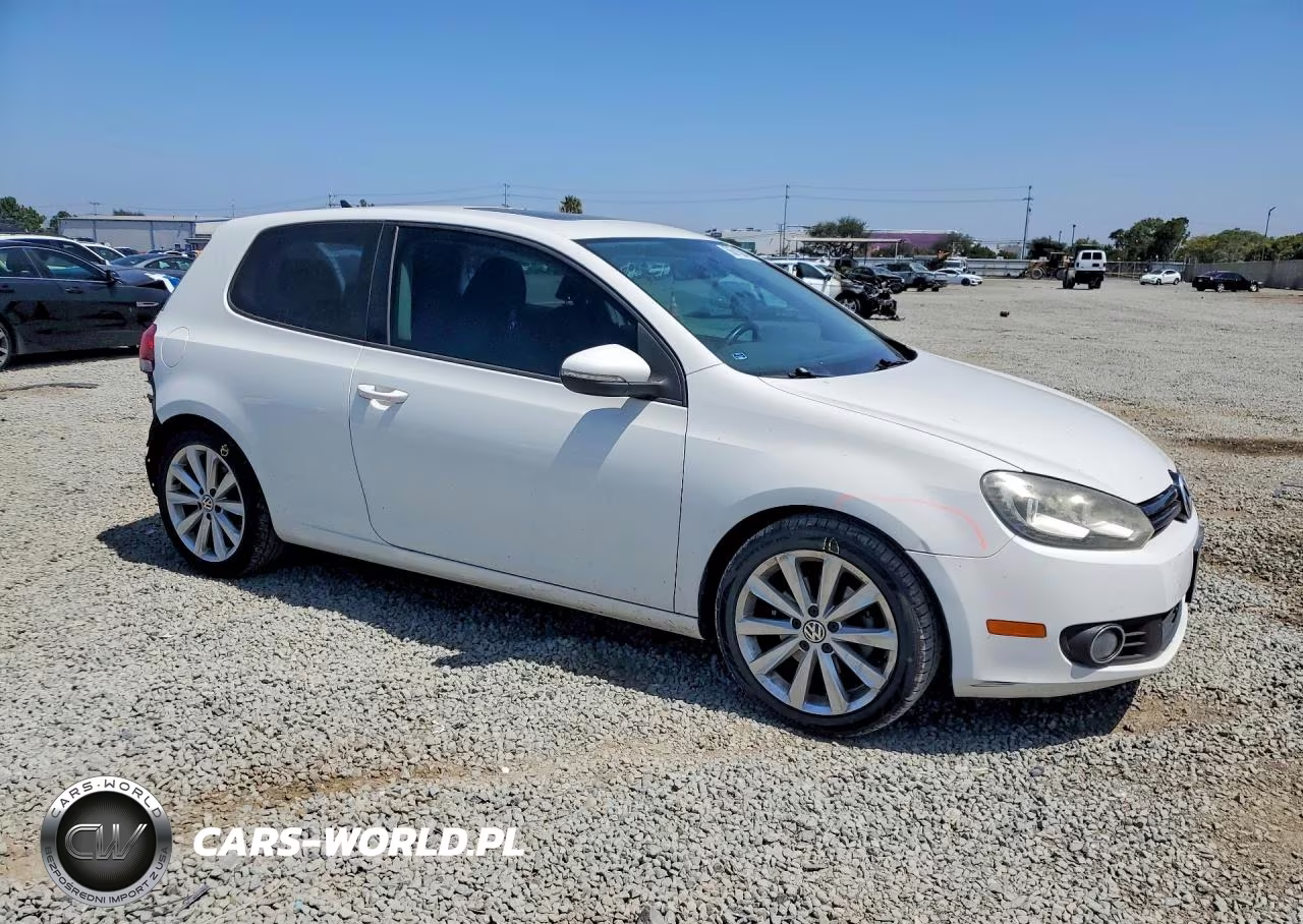 2012 Volkswagen Golf VIN:WVWBM7AJ4CW268340 - 4
