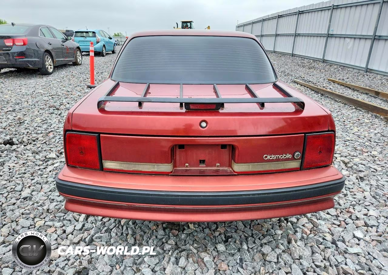 1990 Oldsmobile Cutlass Ciera International Series VIN:2G3AS54N3L2361372 - 6