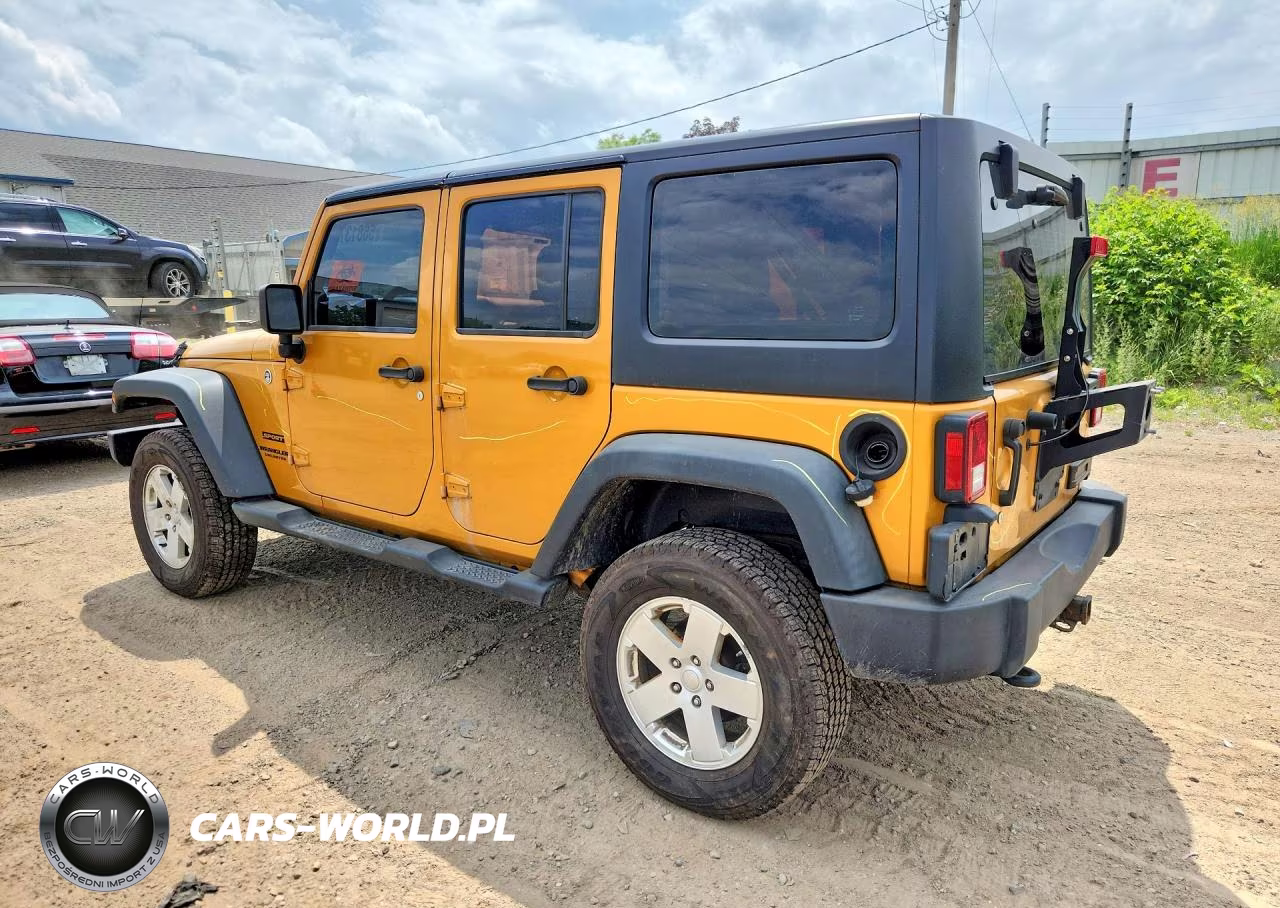2014 Jeep Wrangler Unlimited Sport VIN:1C4BJWDG8EL232688 - 2