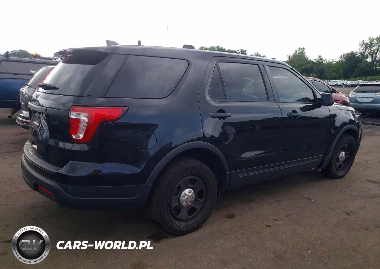 2018 Ford Explorer Police Interceptor VIN:1FM5K8AR8JGB12318 - 3