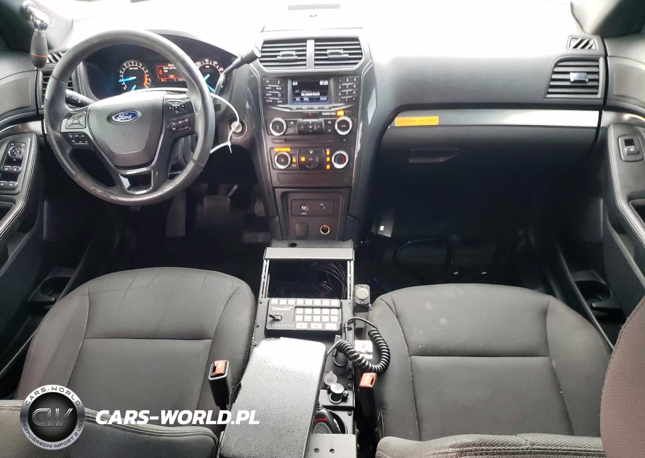 2018 Ford Explorer Police Interceptor VIN:1FM5K8AR8JGB12318 - 8