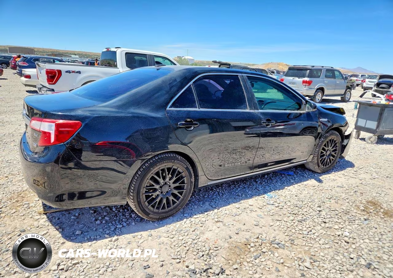 2013 Toyota Camry Hybrid Xle VIN:4T1BD1FK5DU079431 - 3