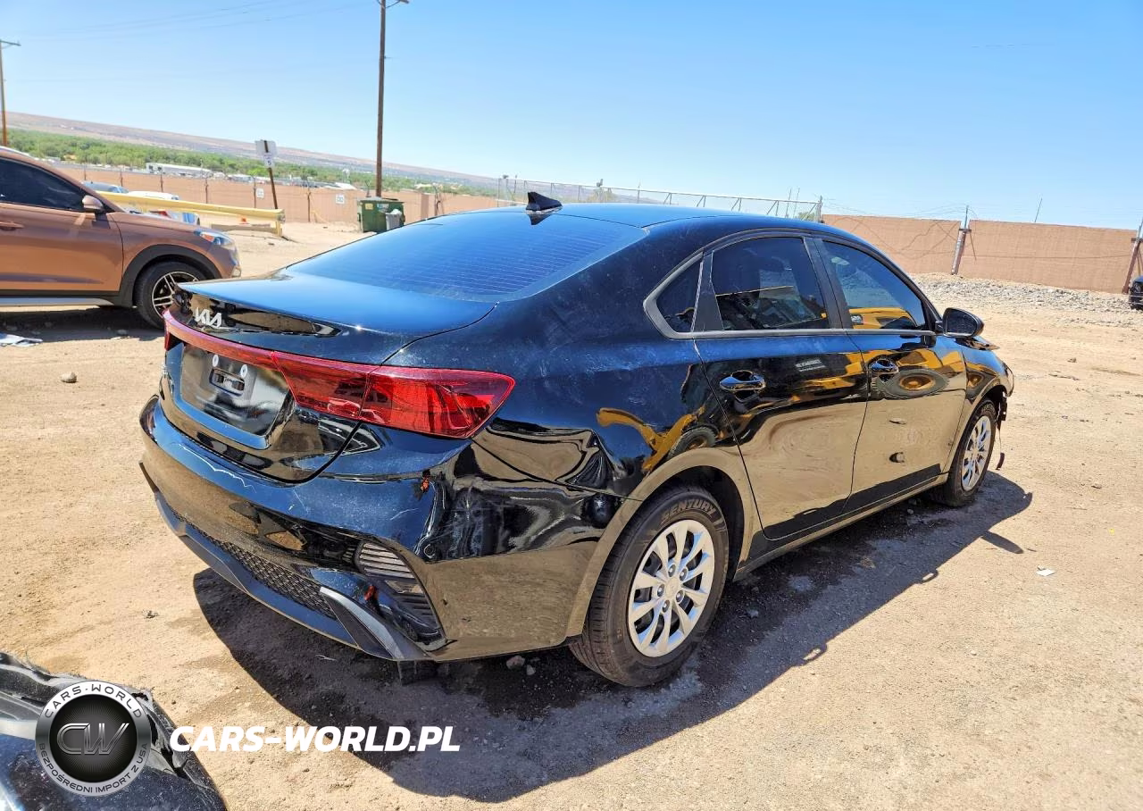 2023 Kia Forte Lx VIN:3KPF24AD1PE685396 - 3