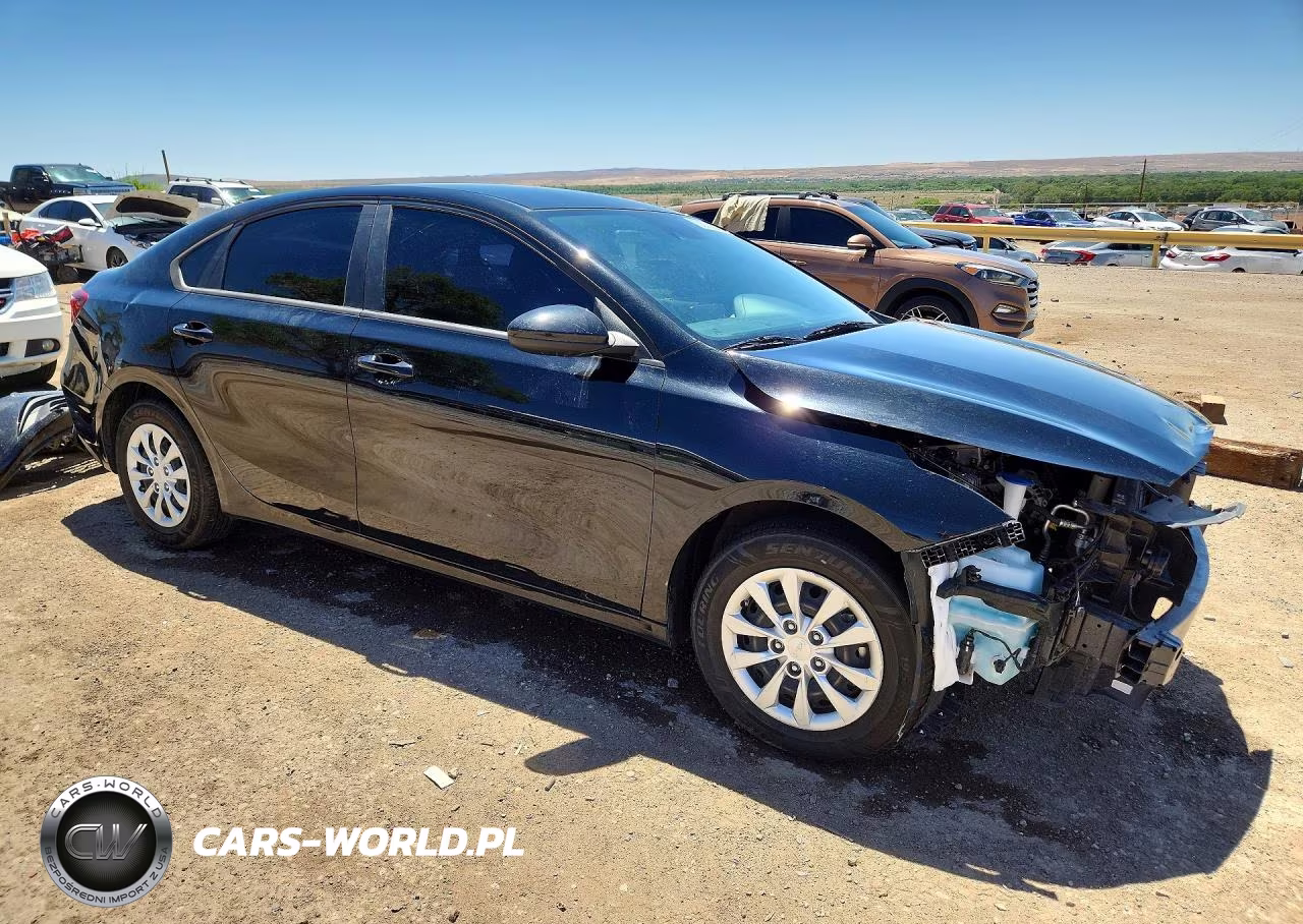 2023 Kia Forte Lx VIN:3KPF24AD1PE685396 - 4