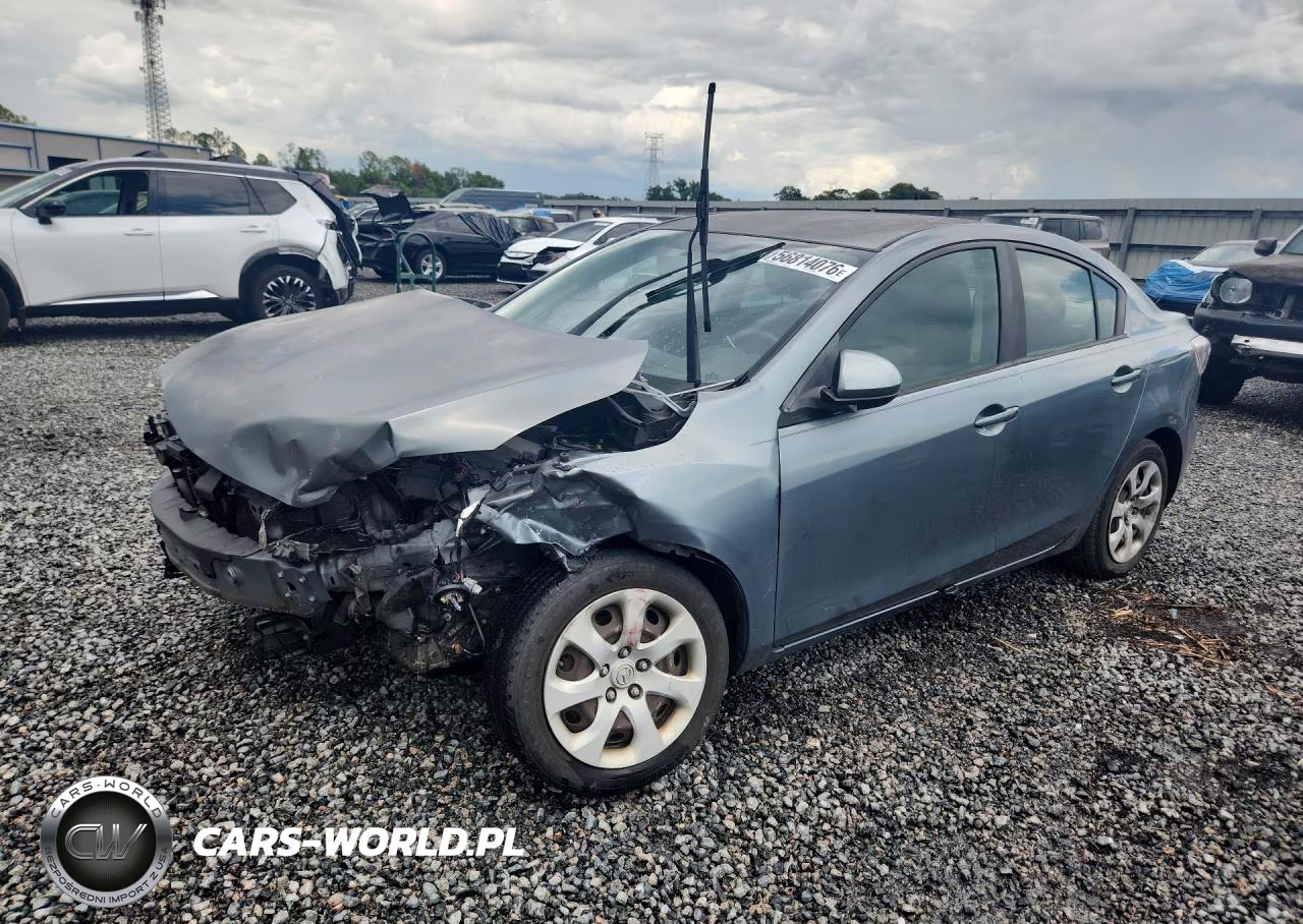 2013 Mazda 3 I – zdjęcie 1 z 12