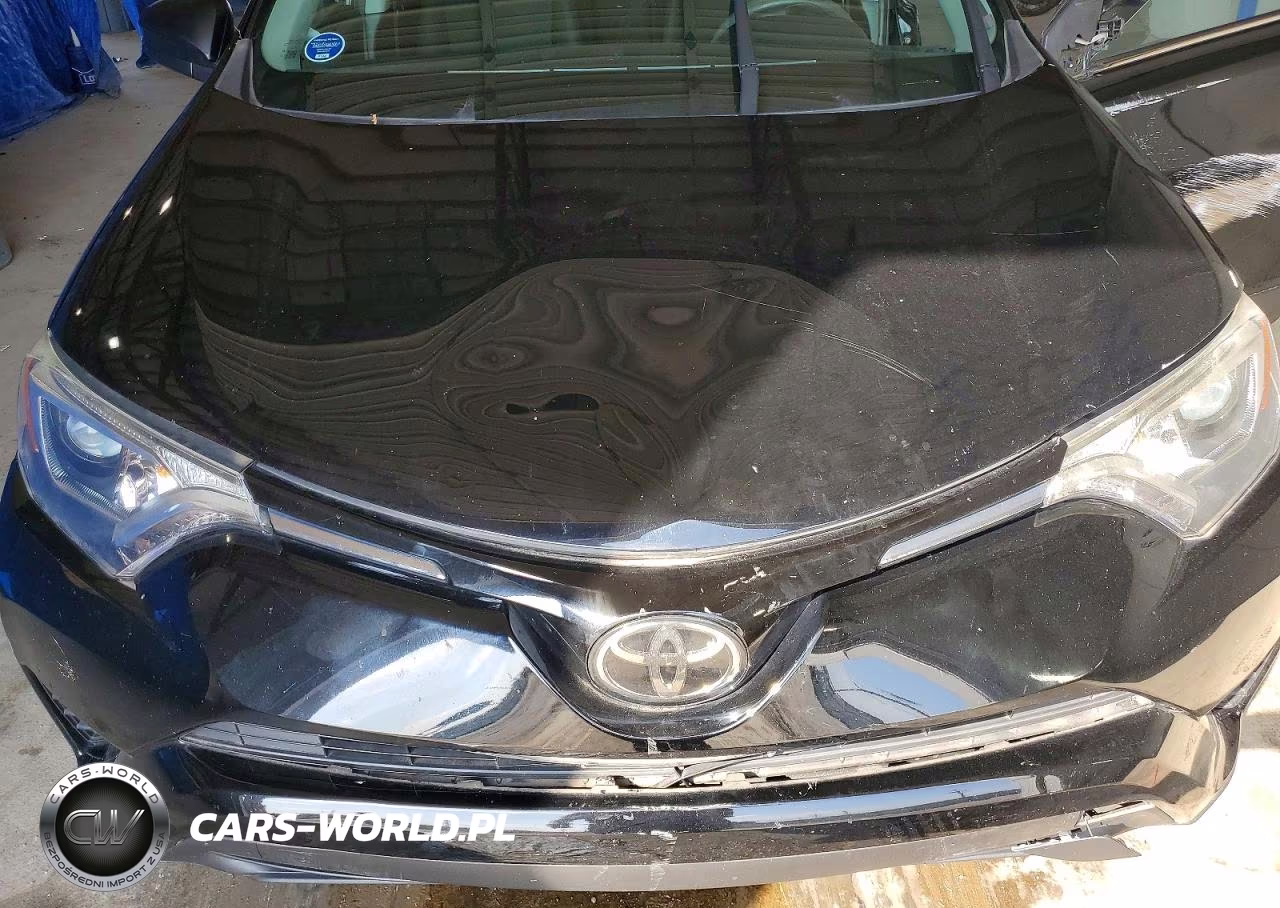 2018 Toyota Rav4 Le VIN:2T3ZFREV5JW508864 - 12