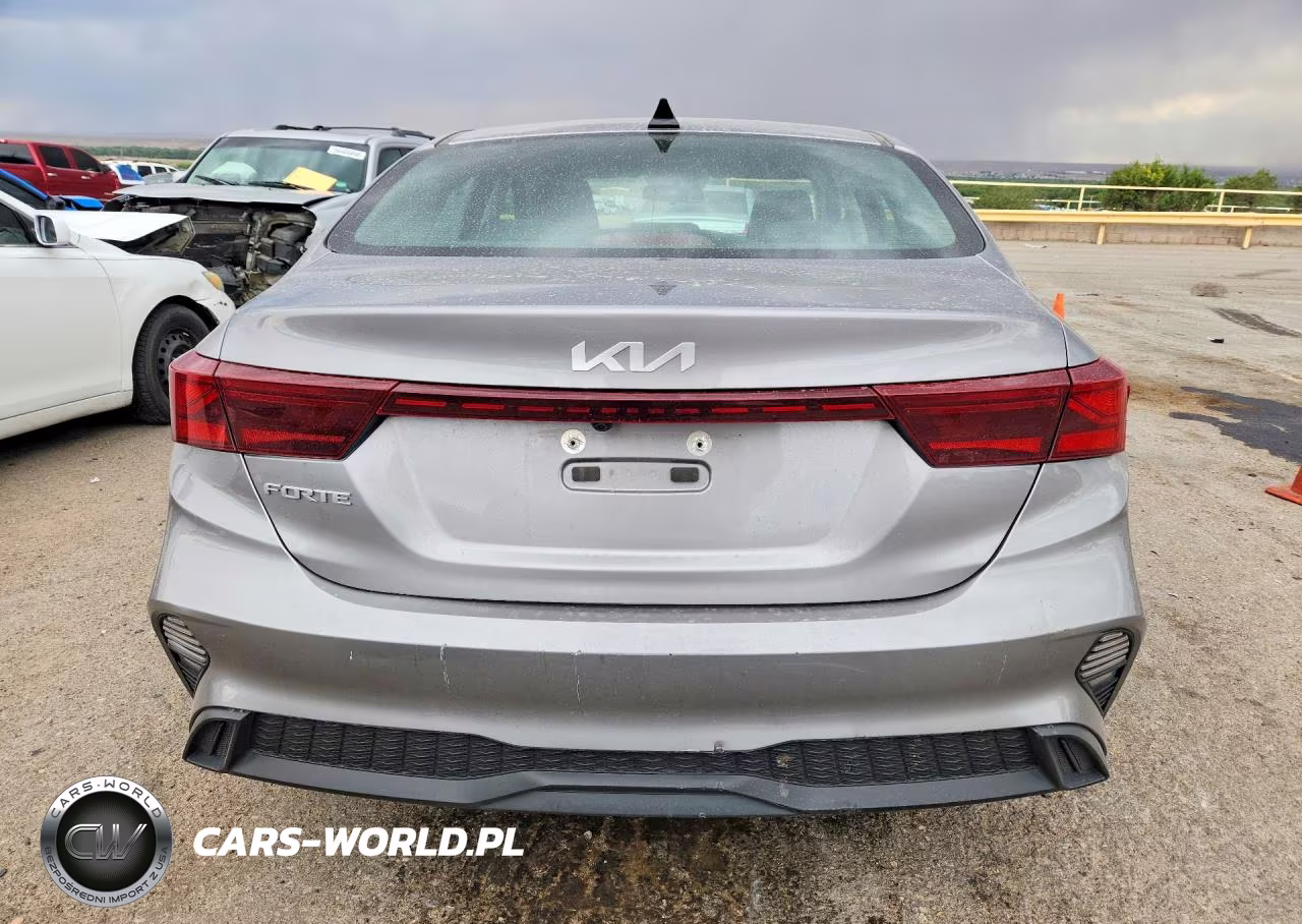 2023 Kia Forte Lxs VIN:3KPF24AD2PE545034 - 6