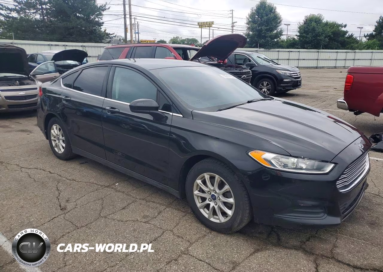 2015 Ford Fusion S VIN:1FA6P0G74F5109913 - 4