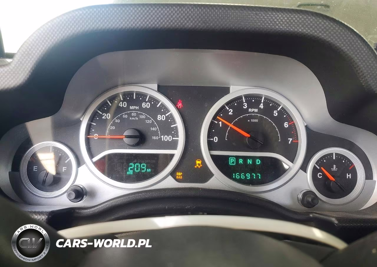 2007 Jeep Wrangler Sahara VIN:1J4GB59147L165425 - 9