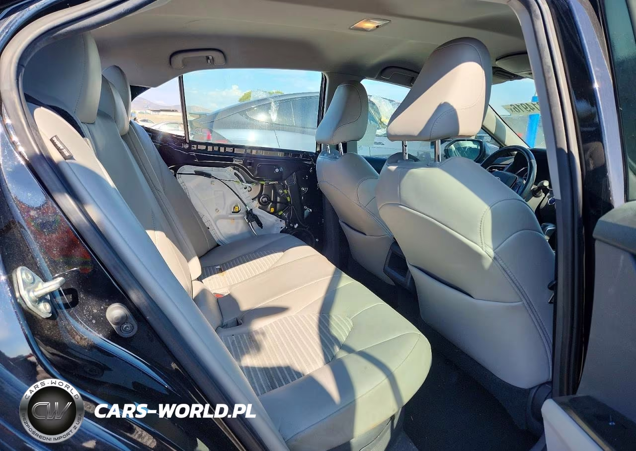 2020 Toyota Camry Se VIN:4T1G31AK6LU546029 - 10