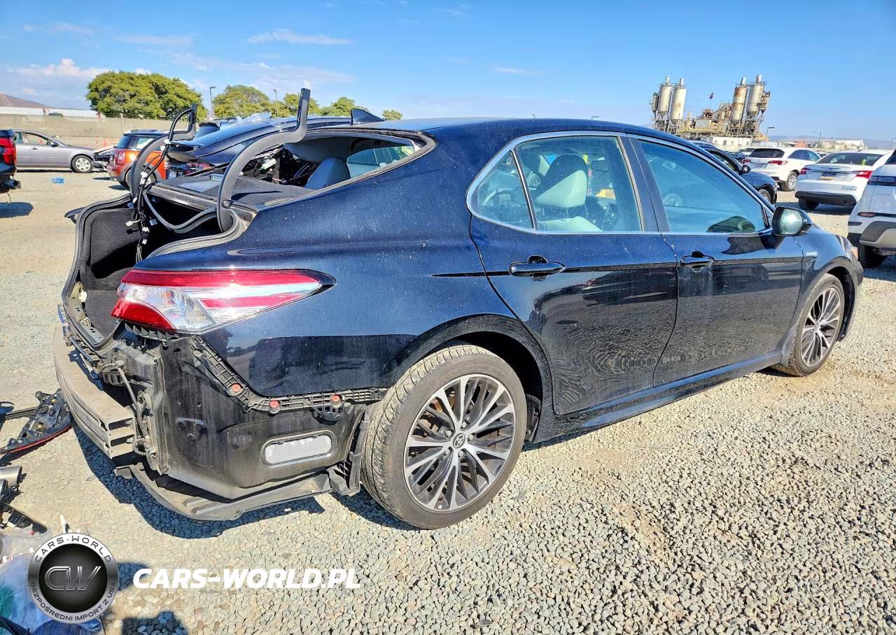 2020 Toyota Camry Se VIN:4T1G31AK6LU546029 - 3