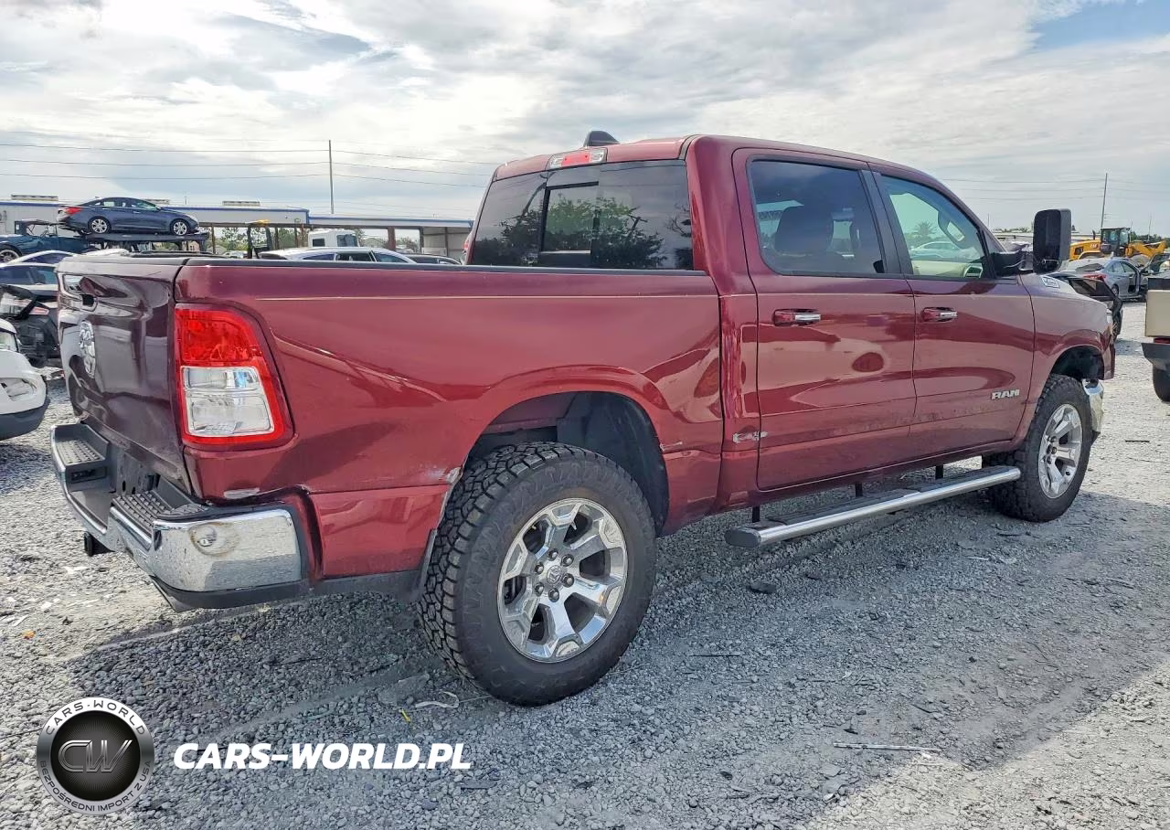 2019 Ram 1500 Big Horn VIN:1C6SRFFT1KN588393 - 3