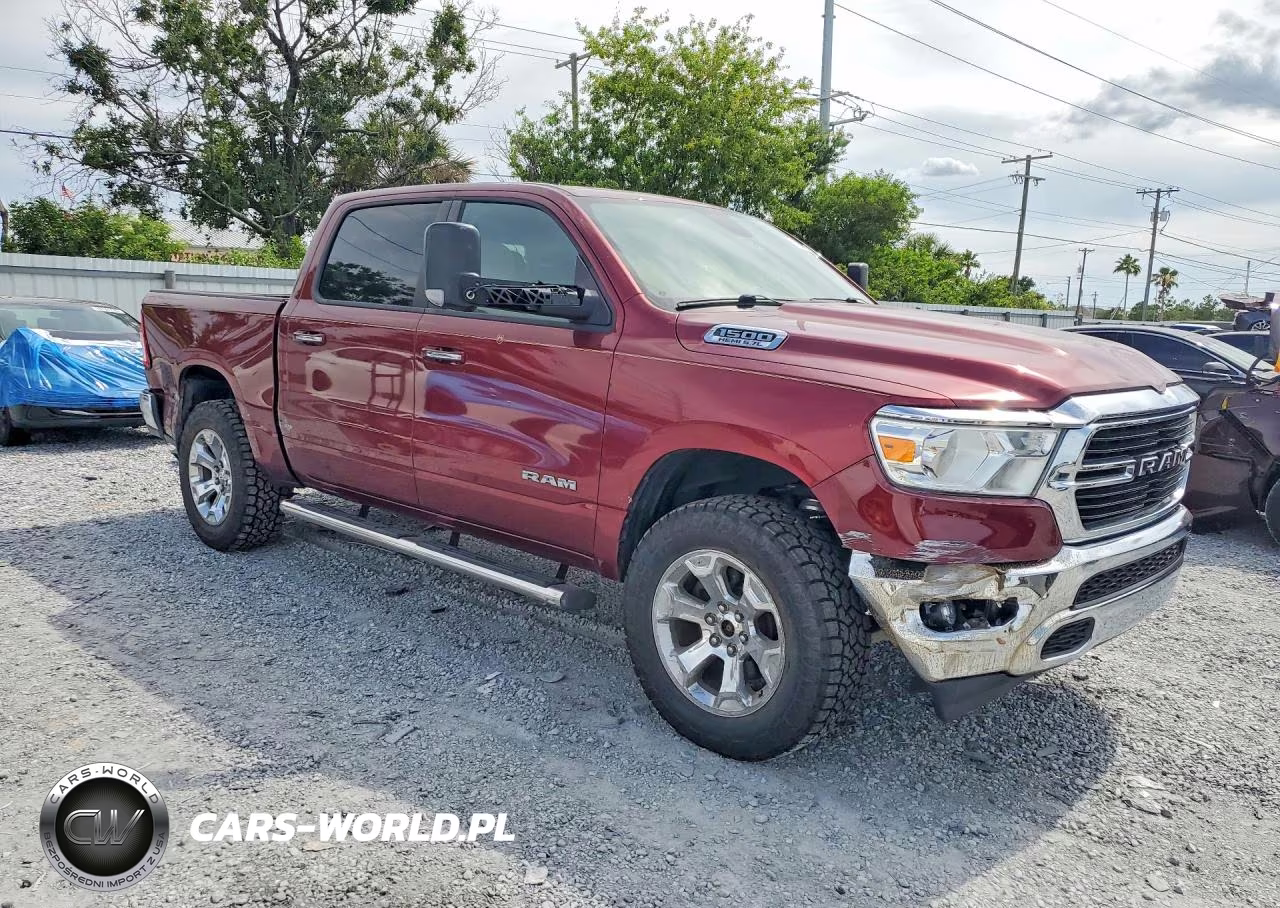2019 Ram 1500 Big Horn VIN:1C6SRFFT1KN588393 - 4