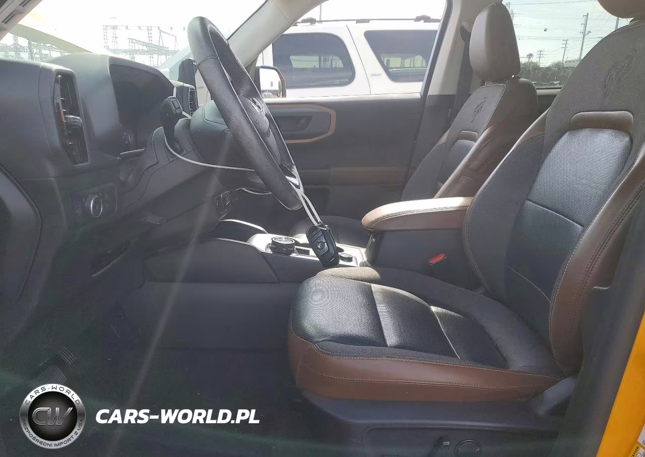 2022 Ford Bronco Sport Outer Banks VIN:3FMCR9C67NRD13461 - 7
