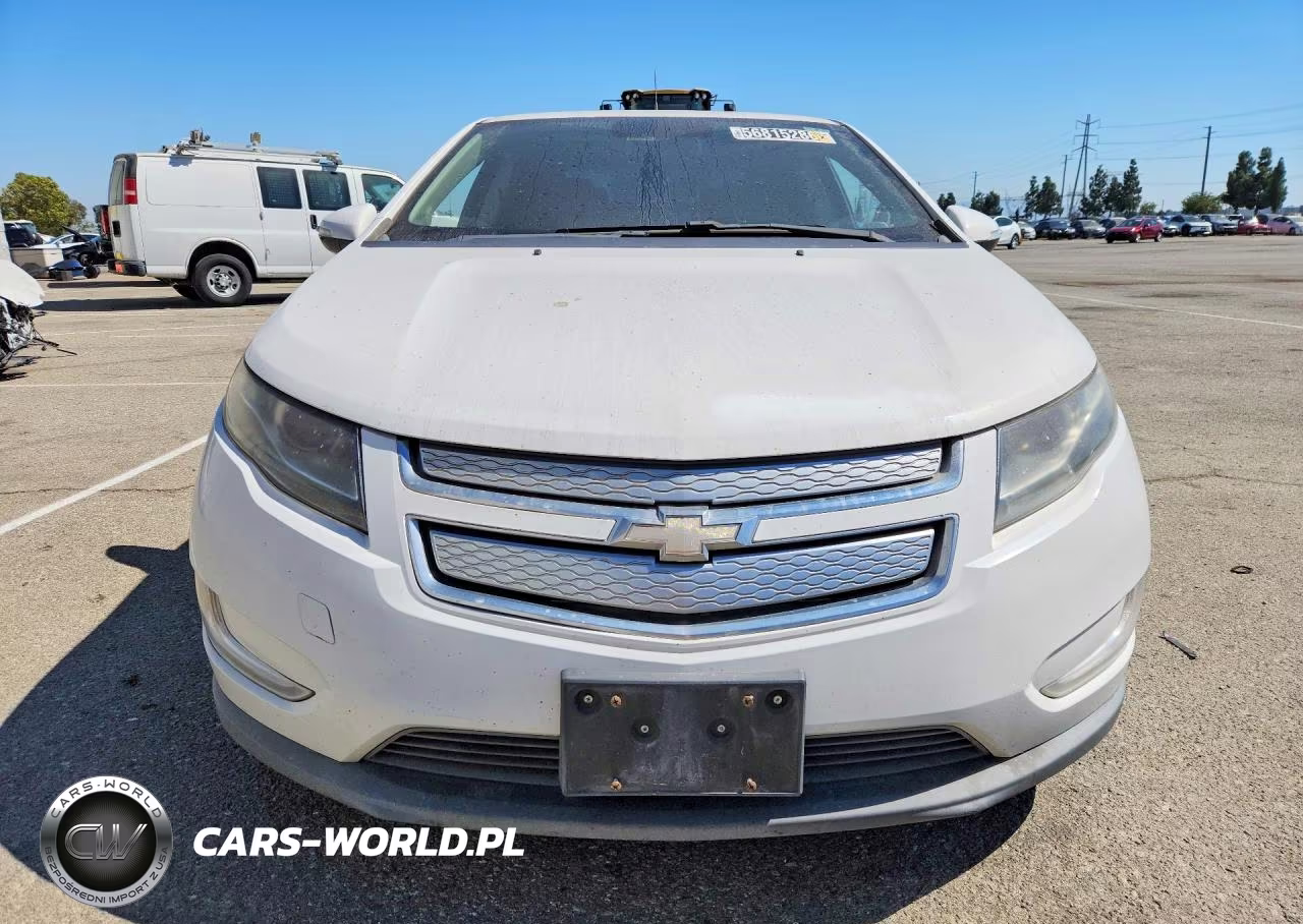 2014 Chevrolet Volt VIN:1G1RE6E4XEU138001 - 5