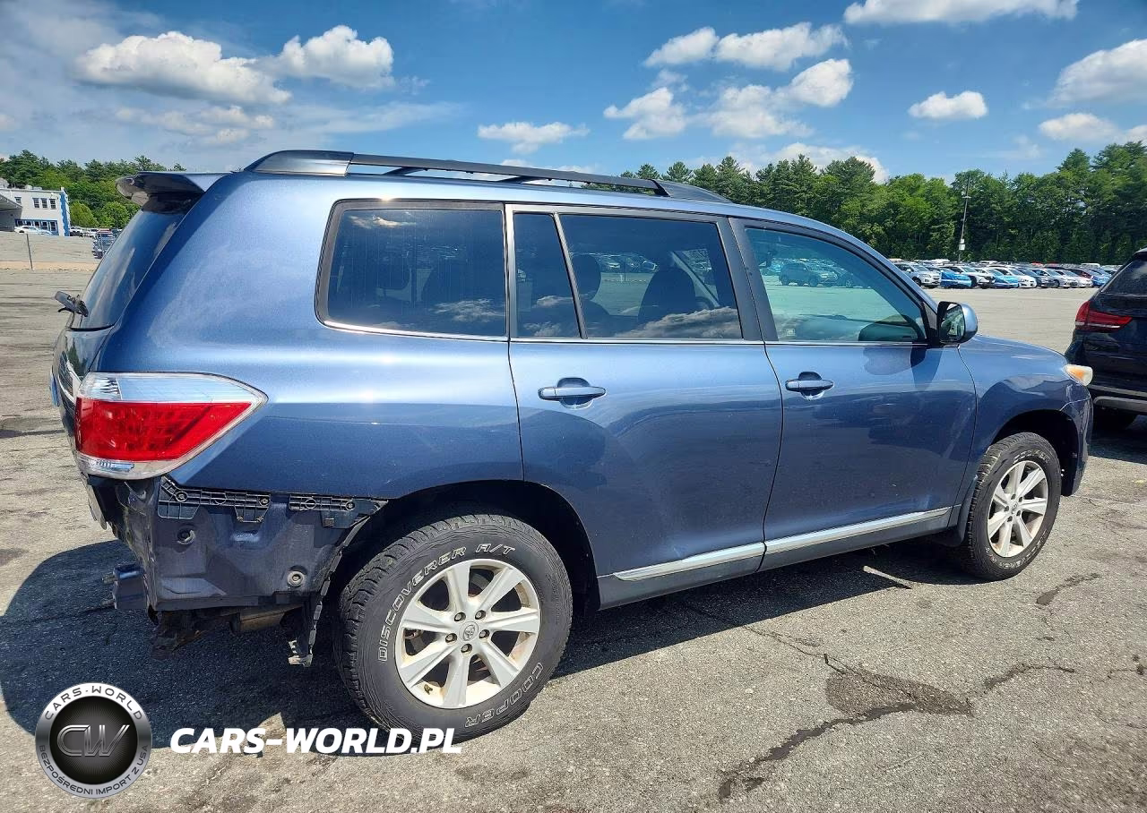 2013 Toyota Highlander Se VIN:5TDBK3EH3DS235465 - 3