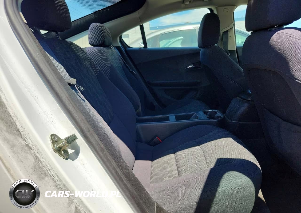 2014 Chevrolet Volt VIN:1G1RE6E44EU137992 - 10