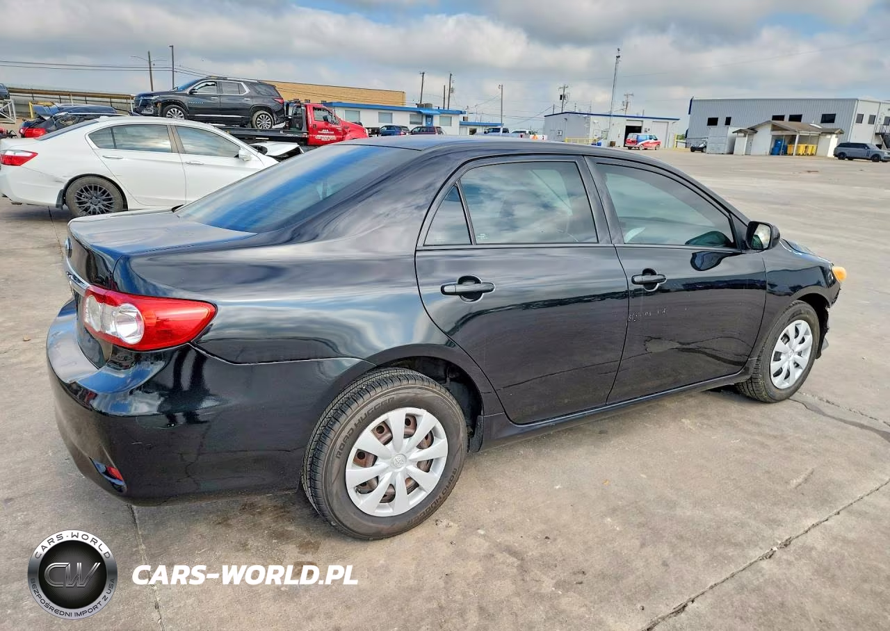 2013 Toyota Corolla L VIN:5YFBU4EE7DP197057 - 3