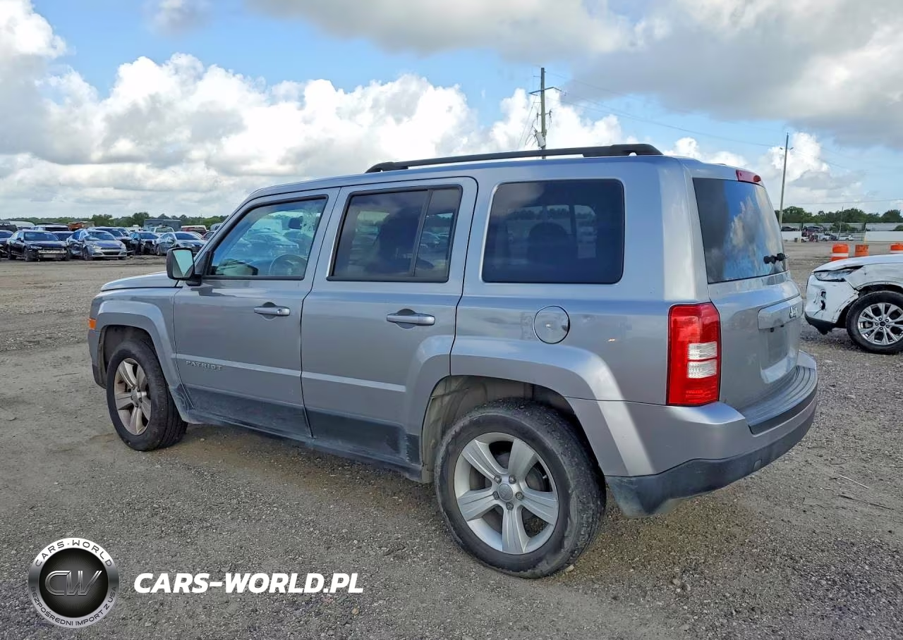2016 Jeep Patriot Latitude VIN:1C4NJPFAXGD698115 - 2