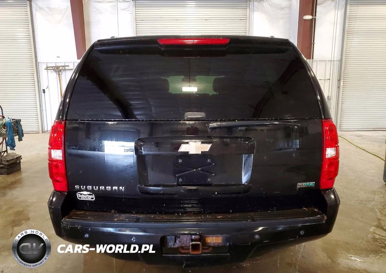 2011 Chev Suburban VIN:1GNSKJE33BR385653 - 6
