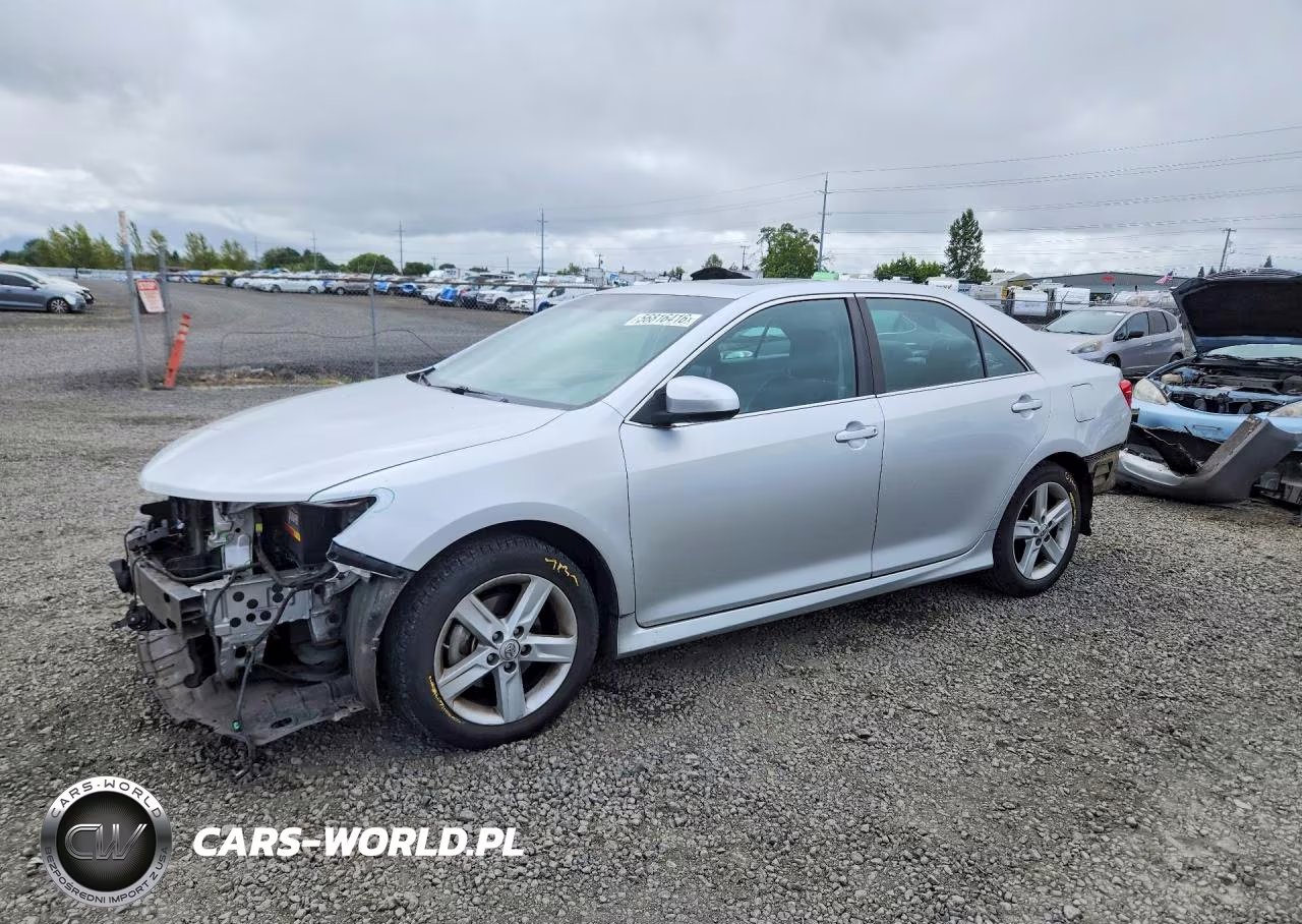 2012 Toyota Camry Se – zdjęcie 1 z 13