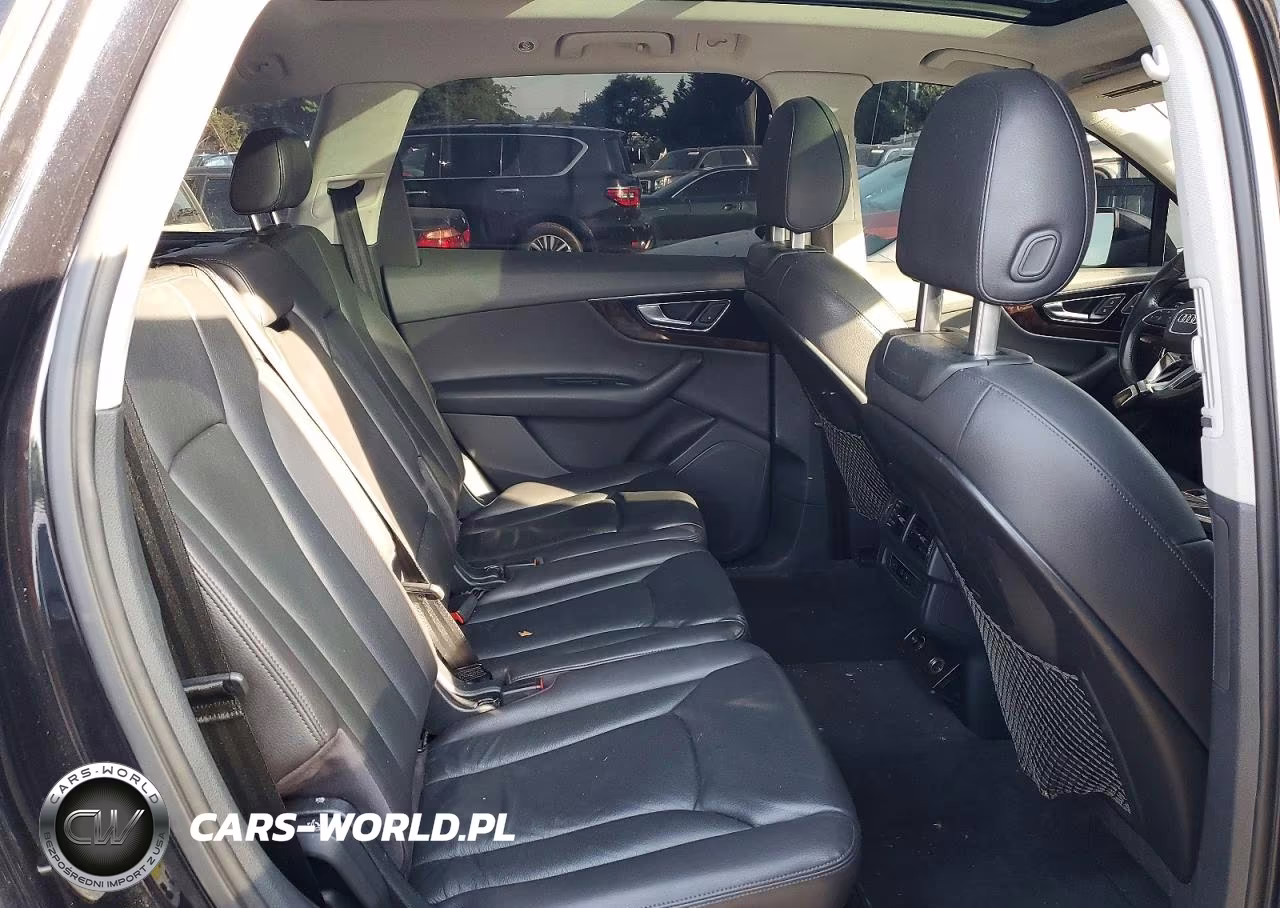 2017 Audi Q7 Premium VIN:WA1AAAF76HD005049 - 11
