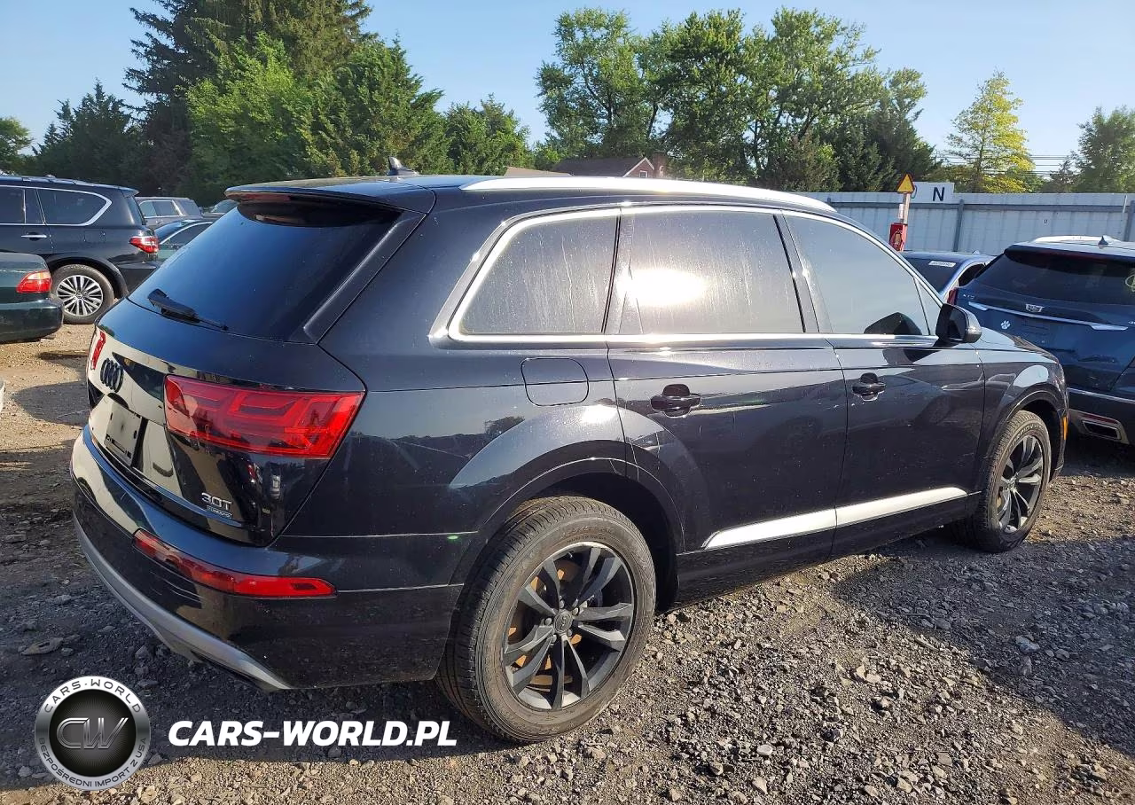 2017 Audi Q7 Premium VIN:WA1AAAF76HD005049 - 3