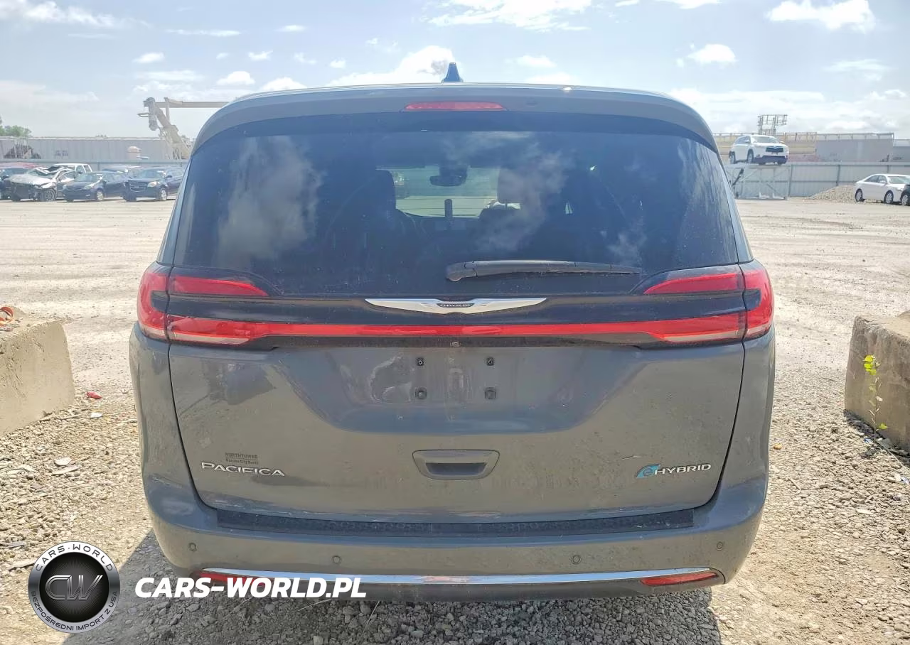 2023 Chrysler Pacifica Hybrid Touring L VIN:2C4RC1L79PR588882 - 6