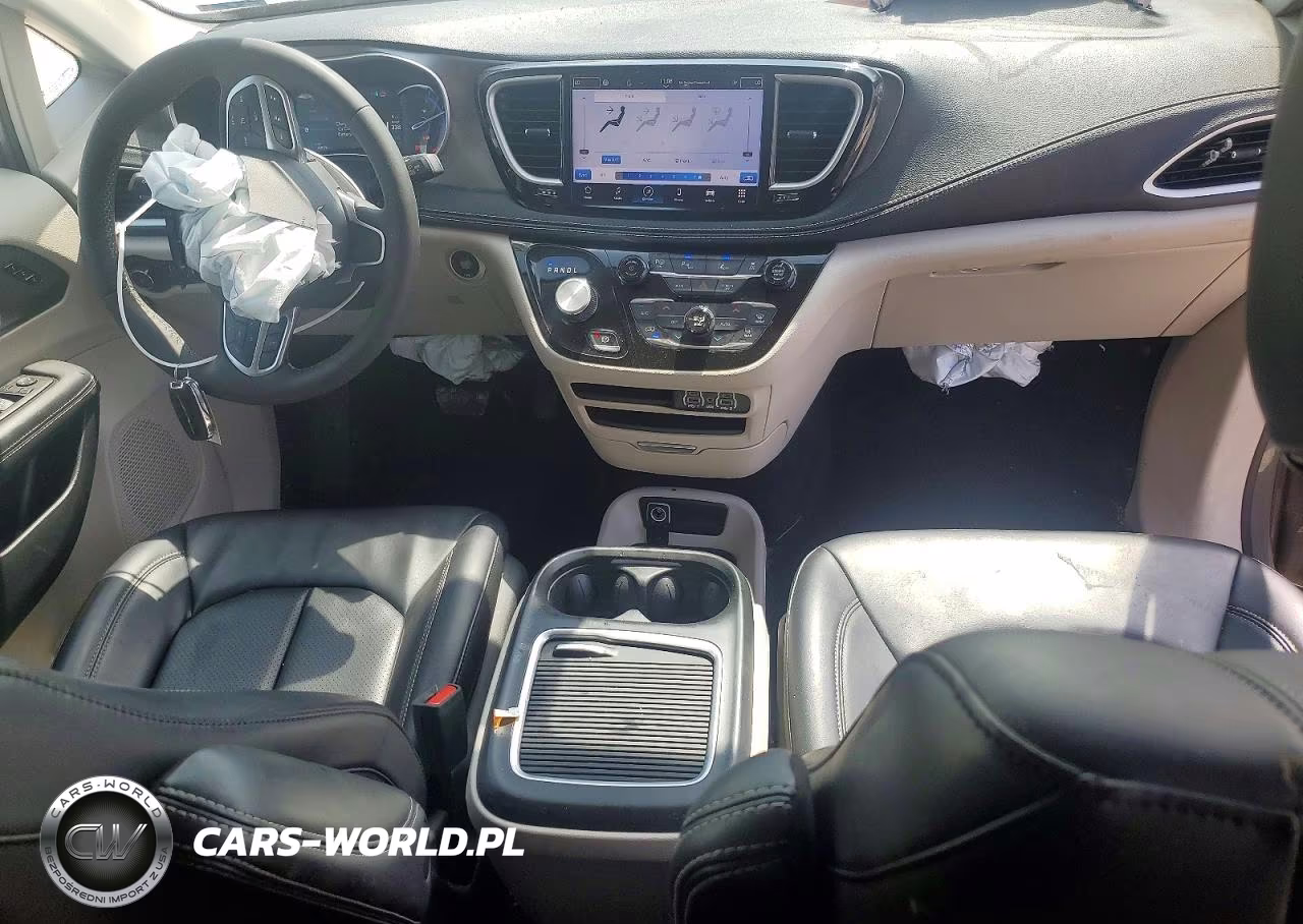 2023 Chrysler Pacifica Hybrid Touring L VIN:2C4RC1L79PR588882 - 8