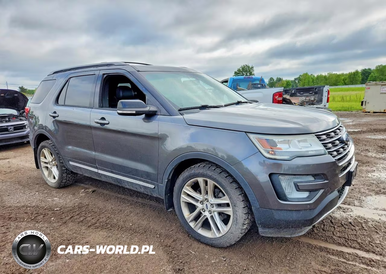 2016 Ford Explorer Xlt VIN:1FM5K8D85GGB91376 - 4