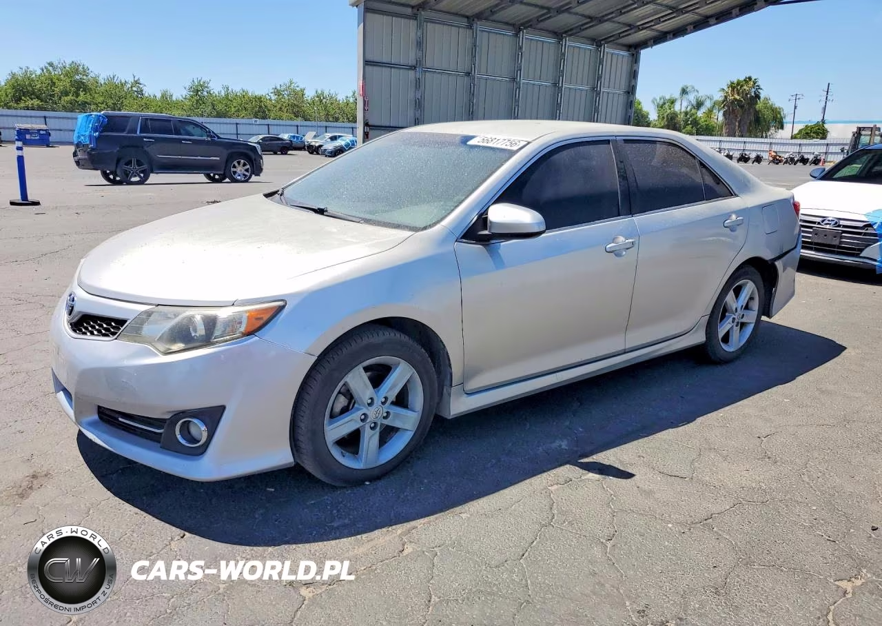 2013 Toyota Camry Se – zdjęcie 1 z 12