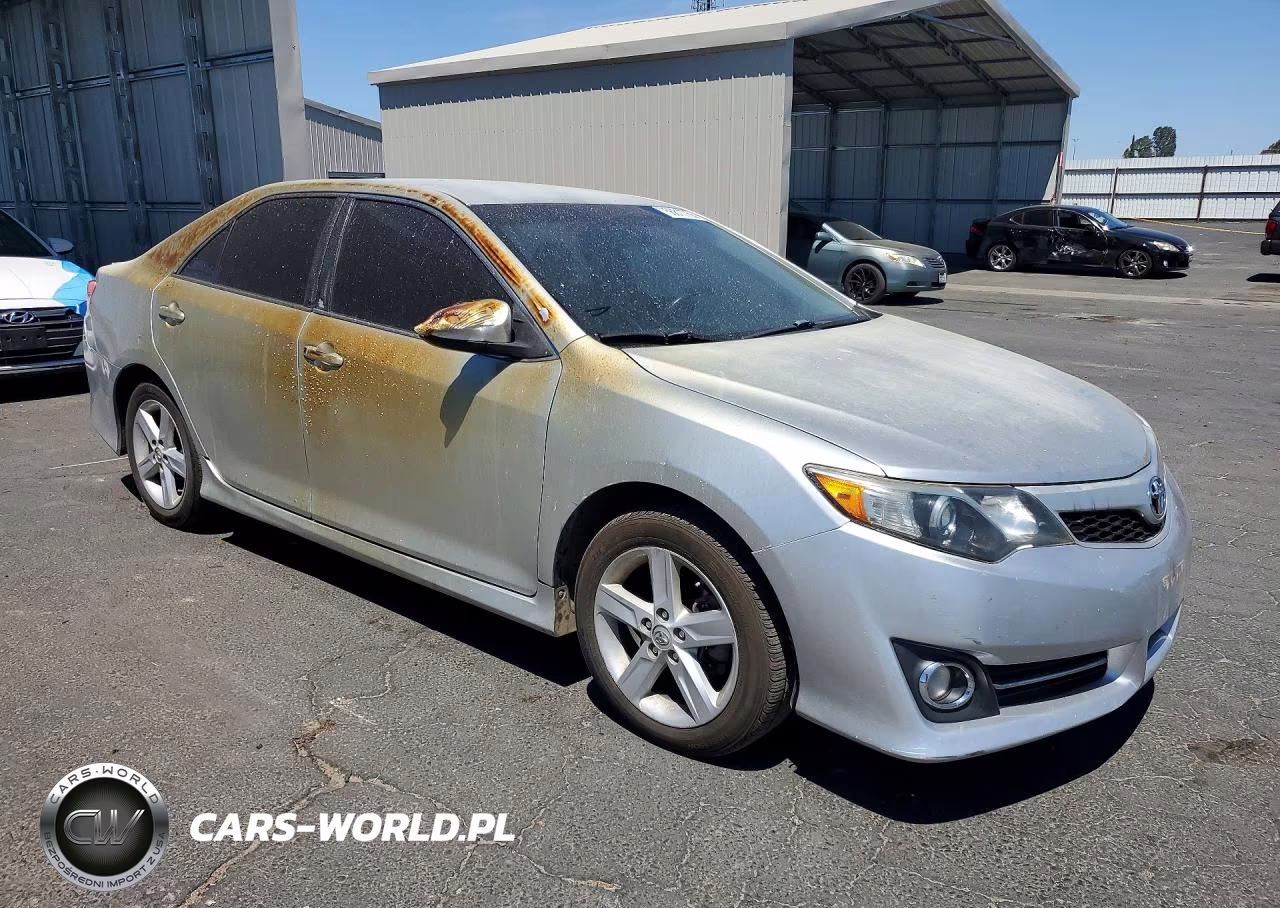 2013 Toyota Camry Se VIN:4T1BF1FK7DU281259 - 4